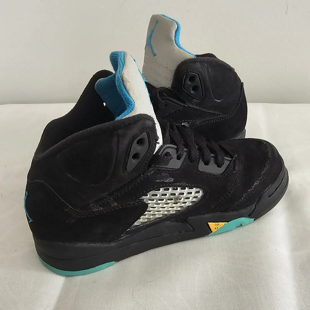 Nike Kids Black Teal Yellow Jumpman Sneakers